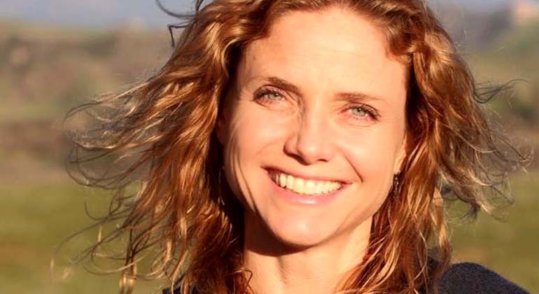 Kristi Hundt MA, LAc